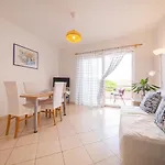 Apartment Leonarda Murter