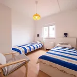 Leonarda Apartment Murter