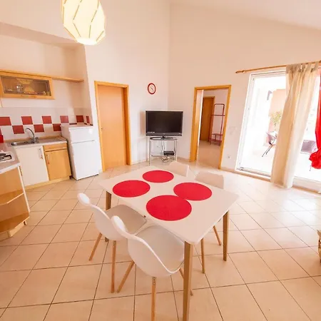 Leonarda Apartmán