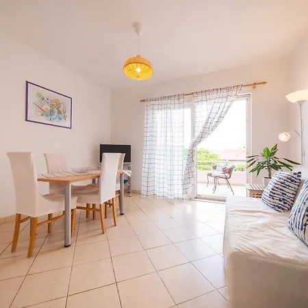 Apartment Leonarda Murter