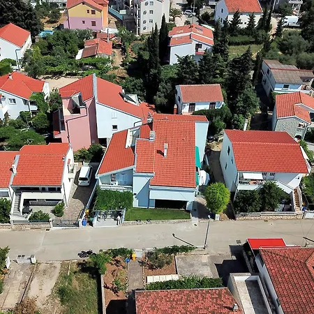 Leonarda Муртер