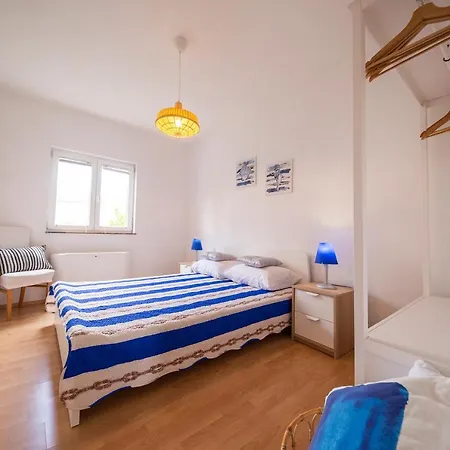 Leonarda Апартаменты